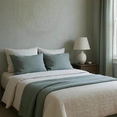 Bright Center With Stunning Views Appartement Sofia