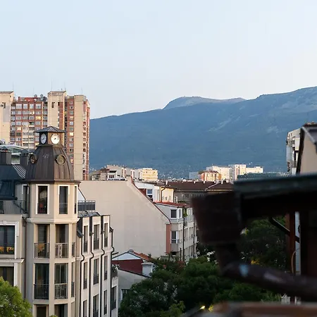 Bright Center With Stunning Views Appartement *