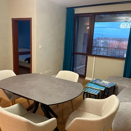 Bright Center With Stunning Views Appartement Sofia