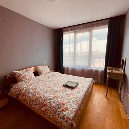 Bright Center With Stunning Views Appartement Sofia